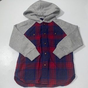 Cat & Jack Boy’s Long Sleeve Button Down Shirt With Hood Size XS 4/5